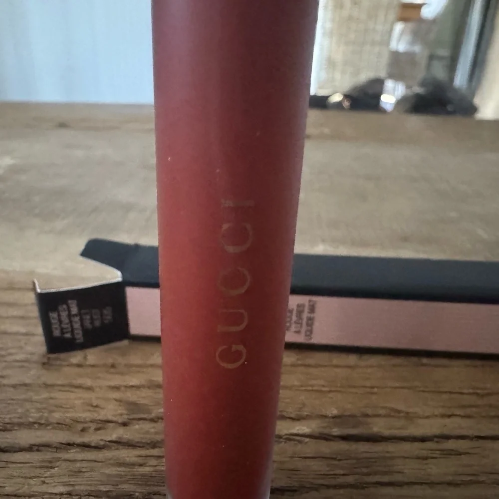 Gucci Transfer-Proof Matte Liquid Lipstick~ Janet Rust (505)NEW IN BOX